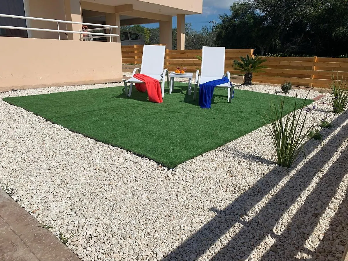 Nissi3 B1 Lovely 1Bdr Ground Floor Apartment Near Nissi Beach. Ayía Nápa 0*,  Chypre